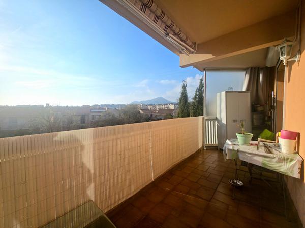 Appartement La Garde 2 pièce(s) 60 m2 - Proche centre-ville - Ascenseur - Facilité de stationnement