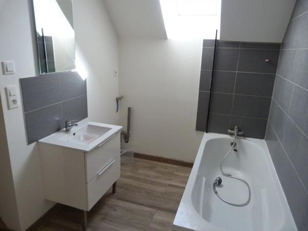 Vente Immeuble 6 pièces à Saint-Genou