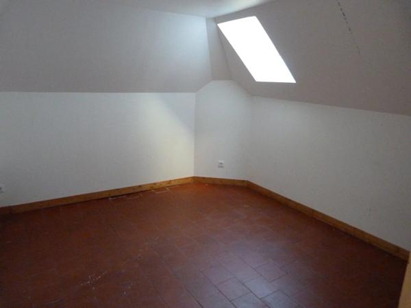 Vente Immeuble 6 pièces à Saint-Genou