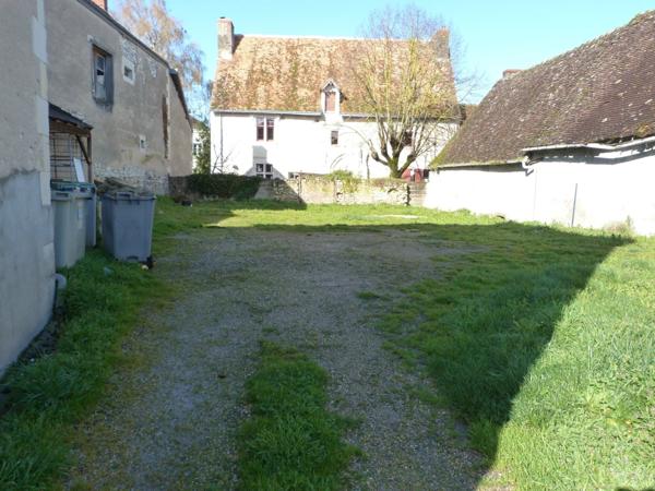 Vente Immeuble 6 pièces à Saint-Genou