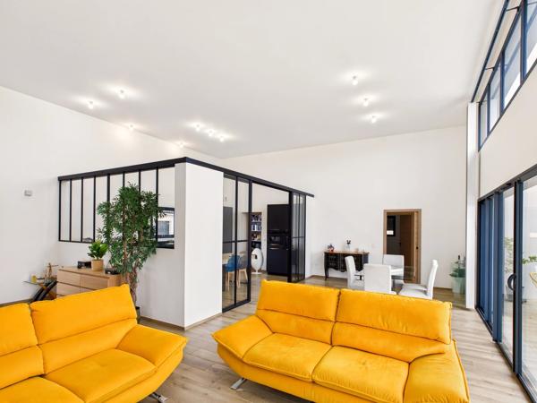 Maison contemporaine avec piscine et vaste terrain – Miramont-de-Guyenne