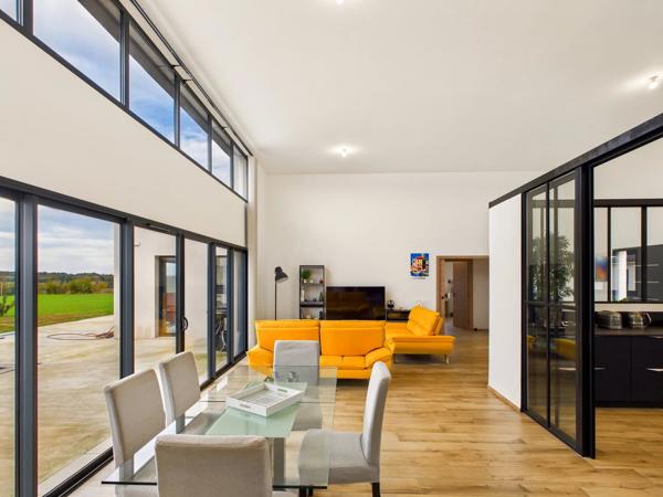 Maison contemporaine avec piscine et vaste terrain – Miramont-de-Guyenne
