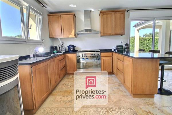 A VENDRE - MAISON CONTEMPORAINE PLAIN-PIED 96 m2 à 10 mn de la gare de MONTARGIS, 1h gare de Paris/Bercy !