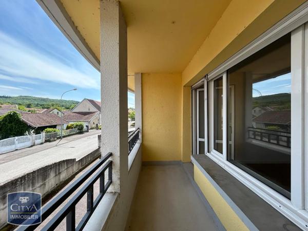 Appartement à louer 2 pièces 50.2m² Mandeure (25367)