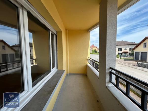 Appartement à louer 2 pièces 50.2m² Mandeure (25367)