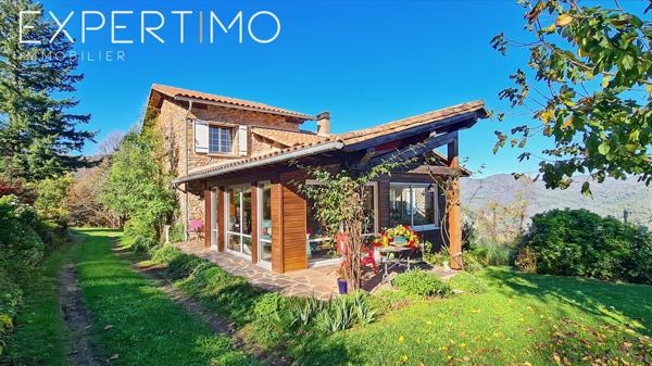 Saint-Jean-du-Gard (30270) Propriété comprenant deux maisons dont une avec piscine intérieure chauffée