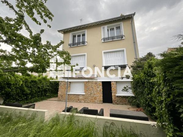 À vendre Maison 9 pièces 172 m² - Chilly-mazarin 91380