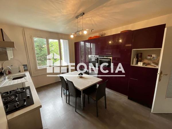 À vendre Maison 9 pièces 172 m² - Chilly-mazarin 91380