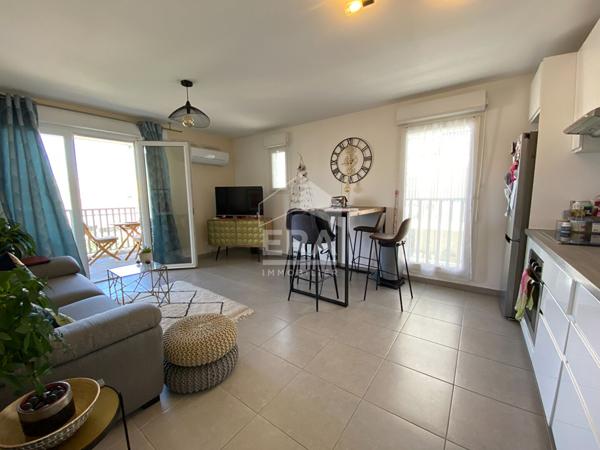 Appartement meublé à louer Marseille 10ème 3 pièces 57m2  Résidence sécurisée de 2019  Lumineux  Grande Terrasse 18m2 Parking privé