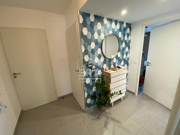Appartement meublé à louer Marseille 10ème 3 pièces 57m2  Résidence sécurisée de 2019  Lumineux  Grande Terrasse 18m2 Parking privé