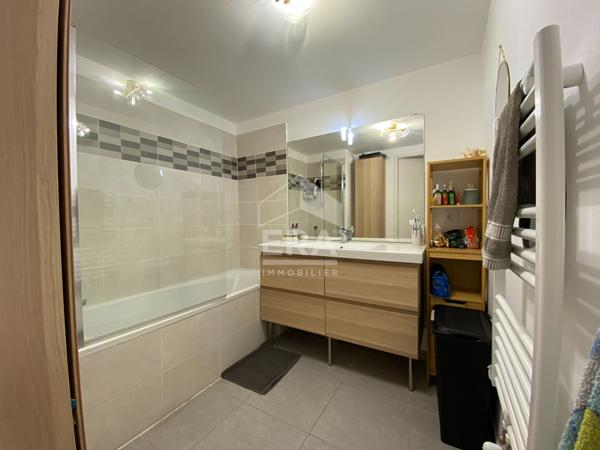 Appartement meublé à louer Marseille 10ème 3 pièces 57m2  Résidence sécurisée de 2019  Lumineux  Grande Terrasse 18m2 Parking privé