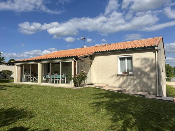 Maison à vendre 238 560 € Archiac 4 p 130 m² DPE D