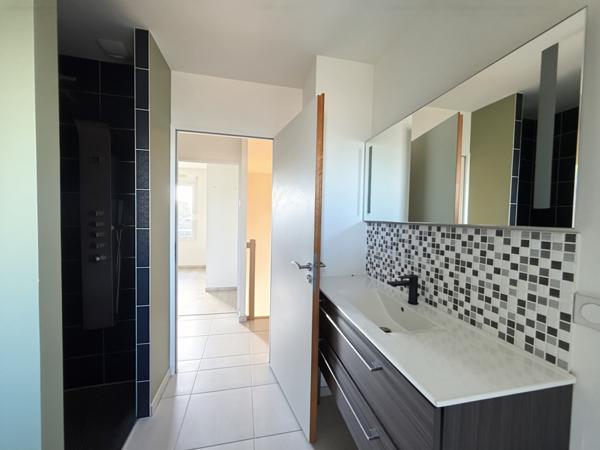 Maison 4 pièces - 82 m²