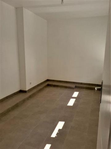 Local commercial 52m² neuf - CENTRE VILLE- IDEAL FRANCHISE