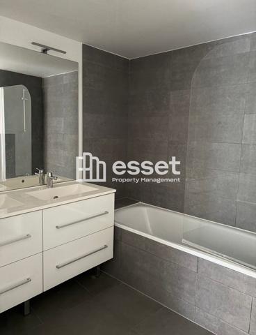Location Appartement 5 pièces 95.7 m² - Rueil-malmaison 92500
