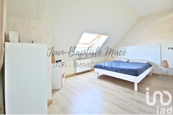 Maison à vendre 6 pièces 162 m² Saint-Léger-de-Linières