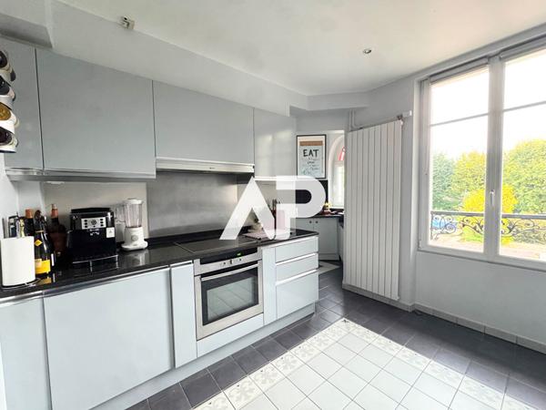 Demeure de prestige, 9 pièces 220 m² €1 385 000 ** - Référence 1358