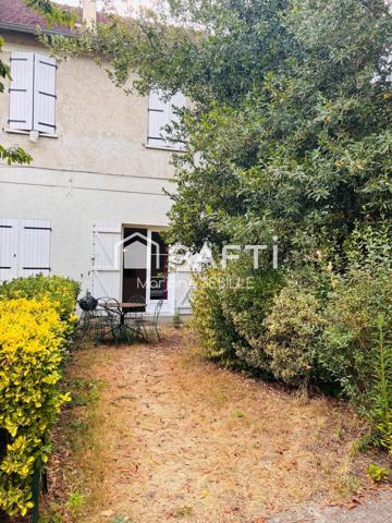 Studio mezzanine avec jardin privatif à deux pas du Champ-de-Mars