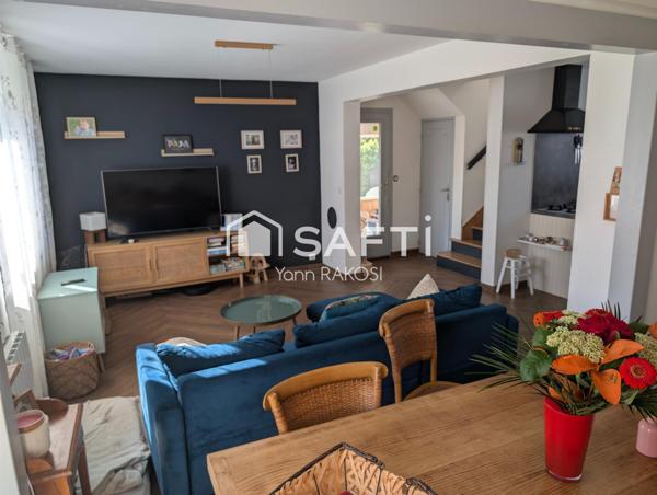Maison 85 m², 3 chambres, jardin, véranda, dépendance