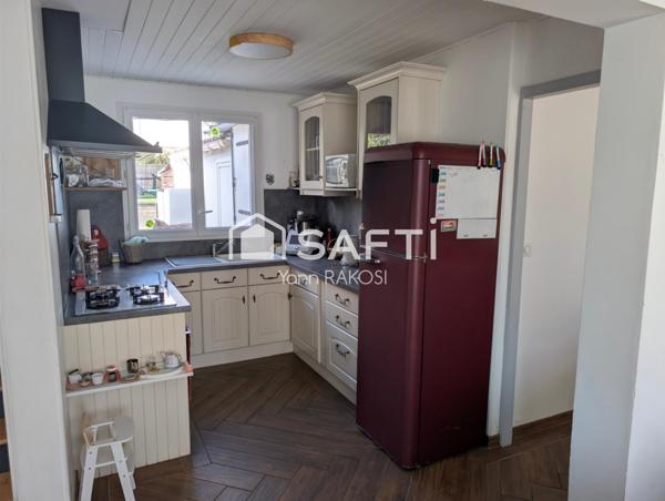 Maison 85 m², 3 chambres, jardin, véranda, dépendance