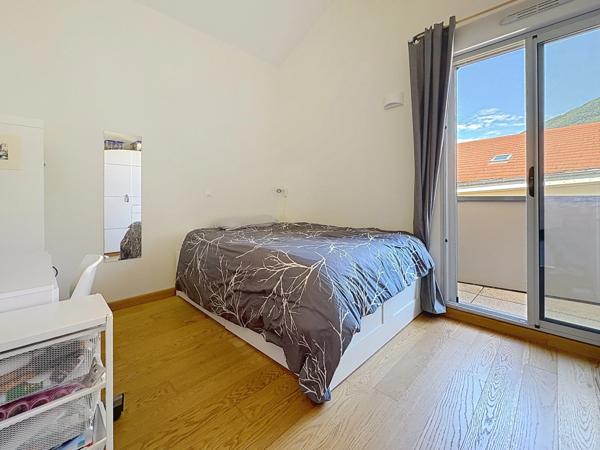 Maison à vendre 5 pièces ETREMBIERES (74)