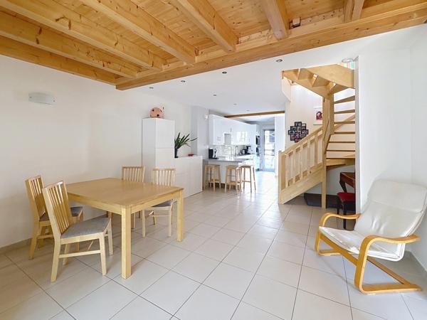 Maison à vendre 5 pièces ETREMBIERES (74)