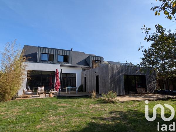 Maison à vendre 8 pièces 224 m² Le Hézo