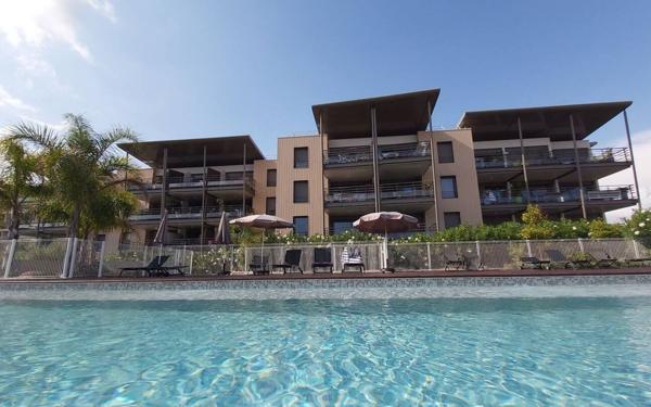 Appartement à vendre    1 pièce • 27 m2 Antibes