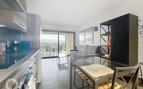 Appartement à vendre    1 pièce • 27 m2 Antibes