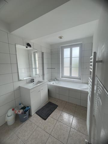 Appartement
         5 pièces
        - 130 m² 199 500 € *