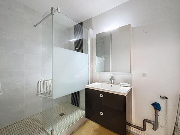 Appartement 1 chambre situé au rez-de-chaussée, avec cave situé à Rezé secteur 8 mai