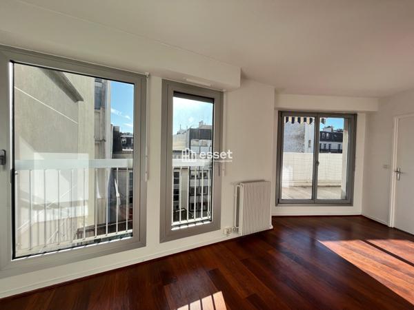 Location Appartement 2 pièces 52 m² - Paris 75017