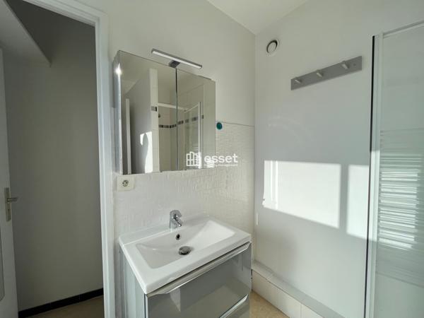 Location Appartement 2 pièces 52 m² - Paris 75017