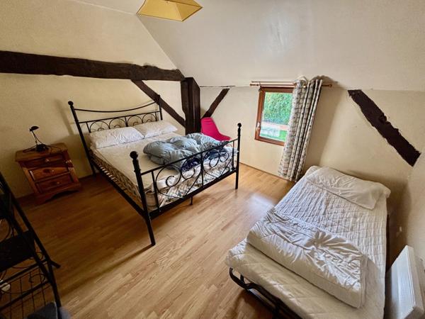 Maison à Isigny-le-Buat, 50540 - 8 pièces 230m²