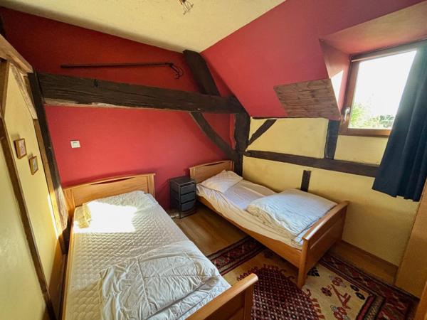 Maison à Isigny-le-Buat, 50540 - 8 pièces 230m²