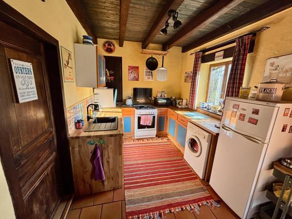 Maison à Isigny-le-Buat, 50540 - 8 pièces 230m²