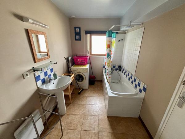 Maison à Isigny-le-Buat, 50540 - 8 pièces 230m²