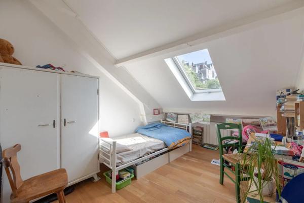 Appartement à vendre 6 pièces 151.97m²