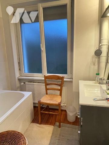 Maison à vendre à Pont-Aven,

Situé en plein c?ur de Pont-Aven, dans un quartier vivant bénéf...