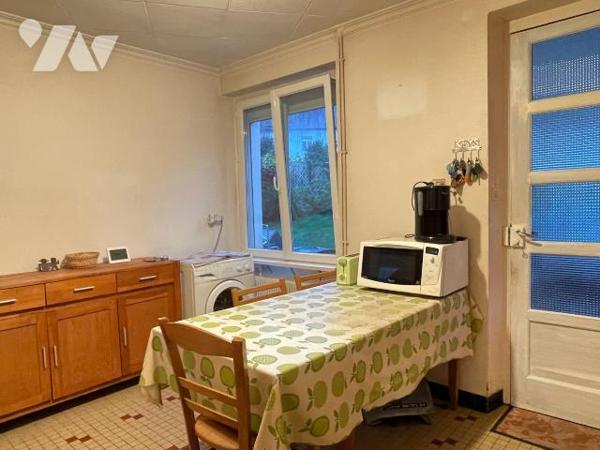 Maison à vendre à Pont-Aven,

Situé en plein c?ur de Pont-Aven, dans un quartier vivant bénéf...