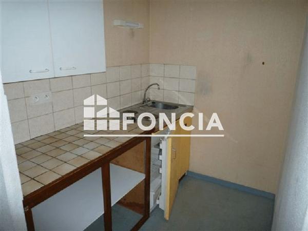 Location Appartement 2 pièces 37.8 m² - 75 ROUTE DE GENCAY Poitiers 86000