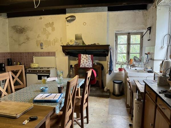 Maison à vendre |  Saint-Bonnet-de-Bellac |  6 pièces | 141 m²