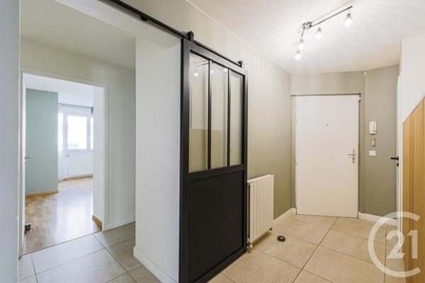 Appartement T5 à vendre  5 pièces - 108 m2 ECHIROLLES - 38