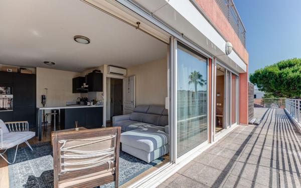 Appartement à vendre    2 pièces • 44,16 m2 Villeneuve-Loubet