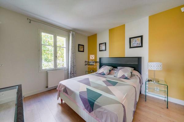 DEPT 33  Mérignac - Maison d'exception 8 pièce(s) 181 m2 avec jardin paysagé et piscine au sel chauffée
