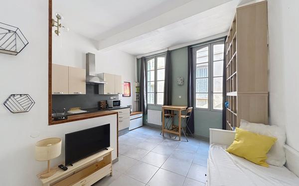 Appartement à louer    1 pièce • 27,08 m2 Avignon