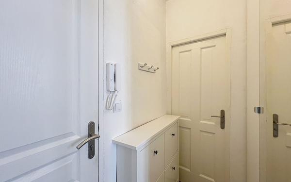 Appartement à louer    1 pièce • 27,08 m2 Avignon