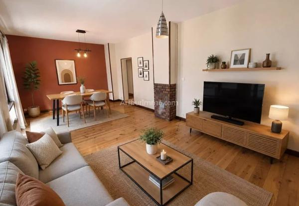 Vente                                                      Appartement
                        
                     3 pièces                      69 m2                     à Colmar