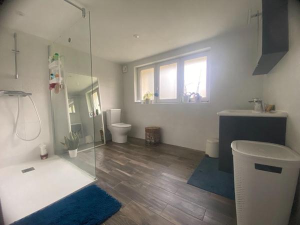 Maison Magné 8 pièce(s) 202 m2