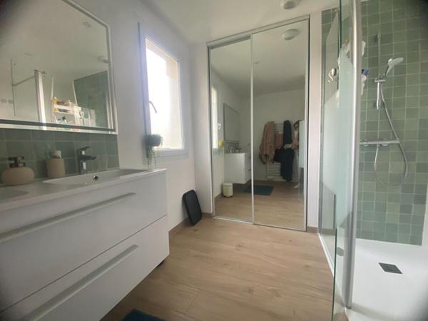 Maison Magné 8 pièce(s) 202 m2